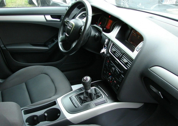 Audi A4 cena 38900 przebieg: 136000, rok produkcji 2010 z Ostrowiec Świętokrzyski małe 326
